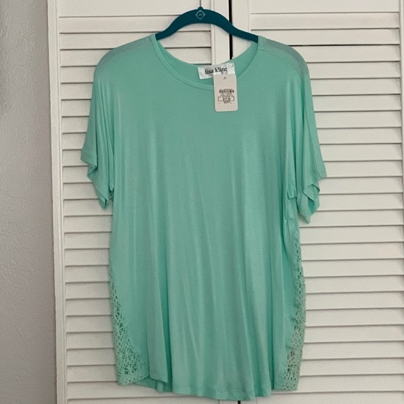 Lisa Kline Women’s Tee - Picture 1 of 1